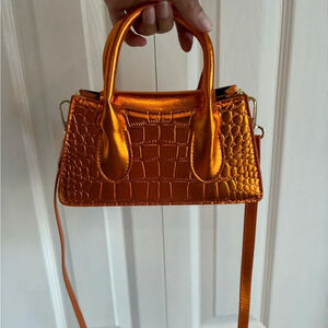 Burnt Orange Crossbody Bag 🧡